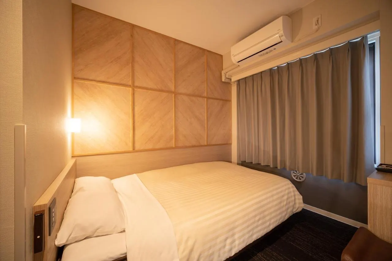 Super Hotel Kobe 3*,  Japan