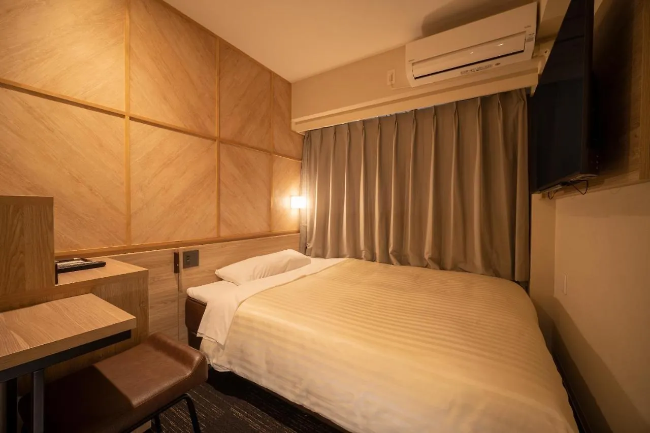 Super Hotel Kobe 3*,  Japan